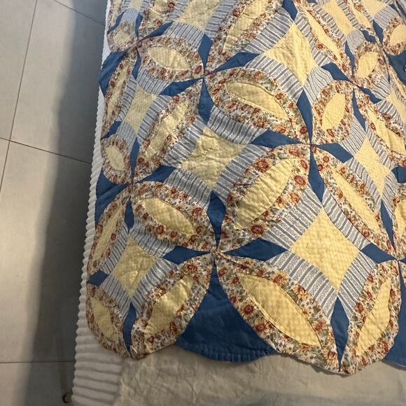 Vintage Patchwork Quilt Indiana Circle Blue Yellow Sunflower 44x58 Wedding Ring - Picture 2 of 7